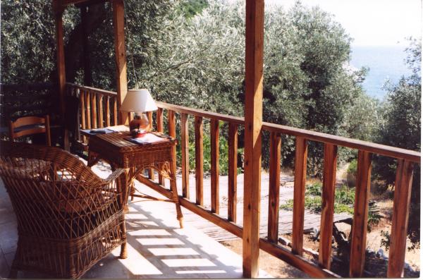  picture: Beautiful Plot in Pelion/Greece for Sale.